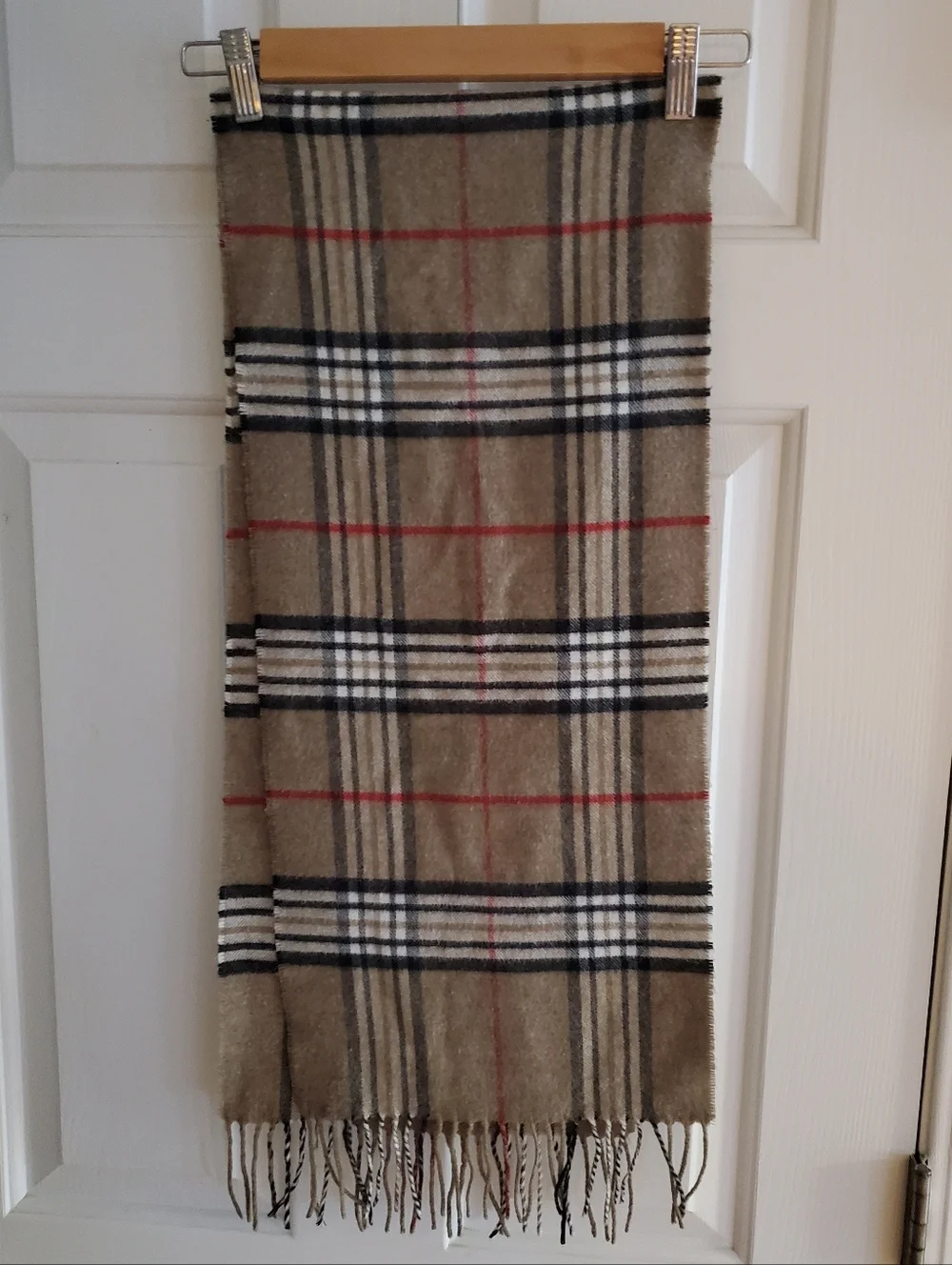 V. Fraas Vintage Plaid scarf 100% Cashmink acrylic manufactured in West Germany
